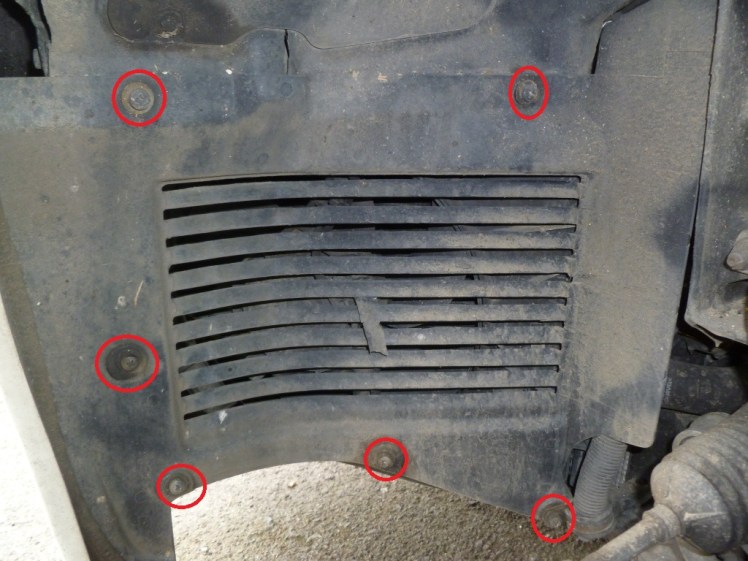 Ferrari 360 Side Skirt Removal