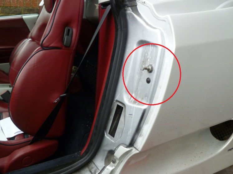 Ferrari 360 Side Skirt Removal